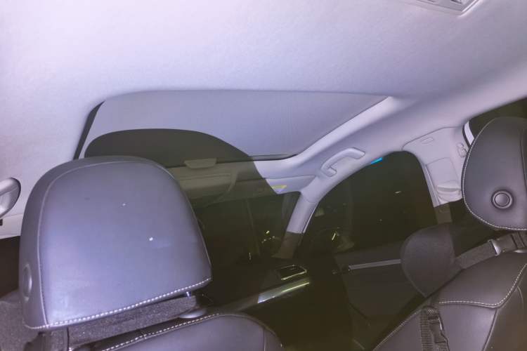 Used Volkswagen Lamando 2018 280TSI DSG Comfort Edition Headliner