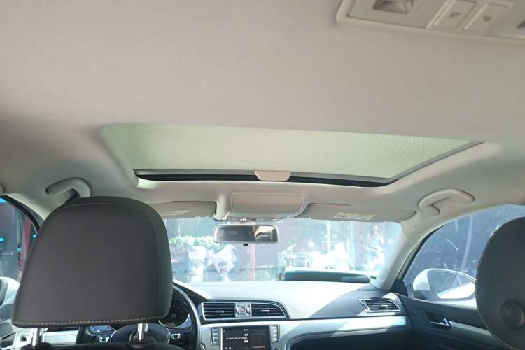 Used Volkswagen Lamando 2018 280TSI DSG Comfort Edition Headliner