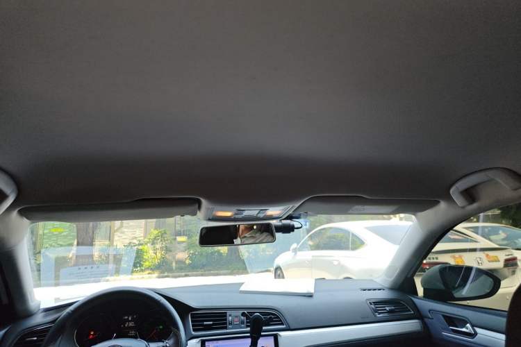 Used Volkswagen Lamando 2018 230TSI DSG Fashion Edition Headliner