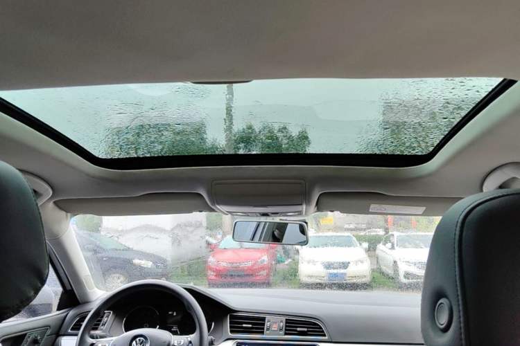 Used Volkswagen Lamando 2018 230TSI DSG Fashion Edition Headliner