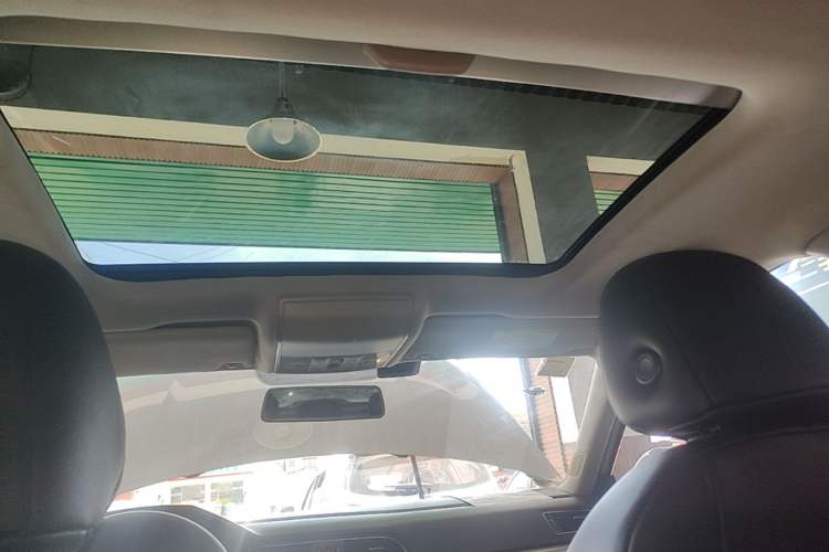 Used Volkswagen Lamando 2018 230TSI DSG Fashion Edition Headliner