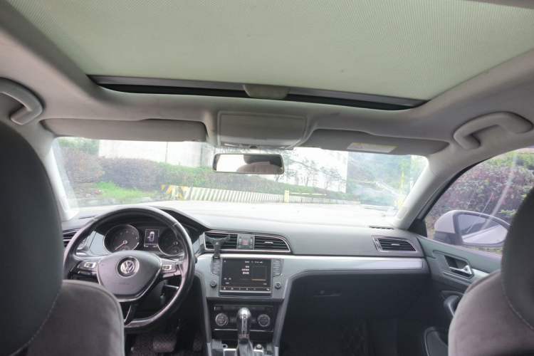 Used Volkswagen Lamando 2018 280TSI DSG Comfort Edition Headliner