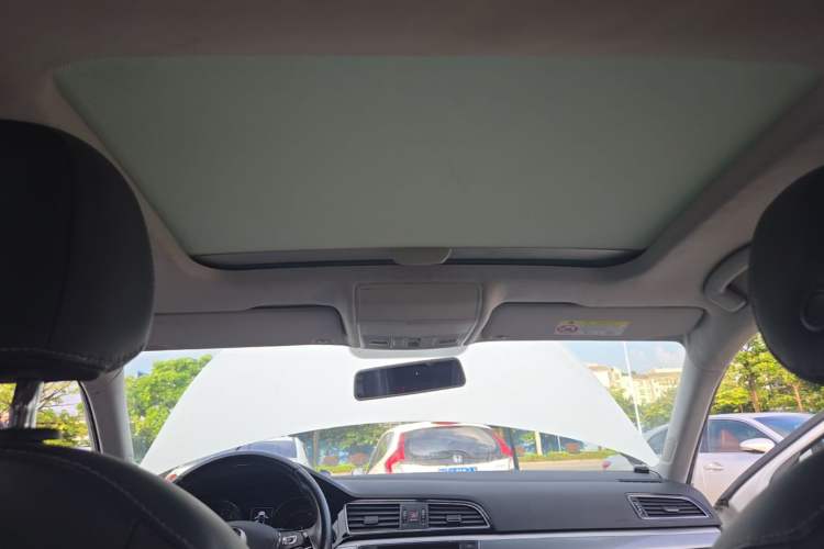 Used Volkswagen Lamando 2018 280TSI DSG Comfort Edition Headliner