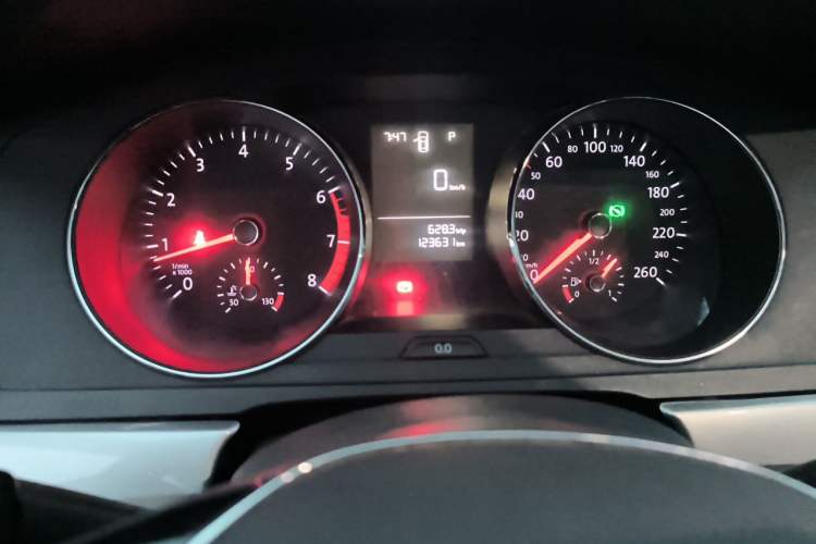 Used Volkswagen Lamando 2018 230TSI DSG Fashion Edition Instrument Cluster