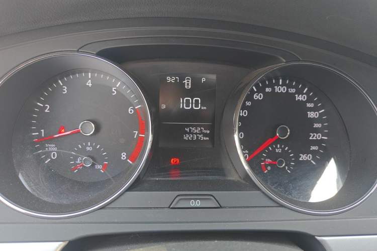 Used Volkswagen Lamando 2018 230TSI DSG Fashion Edition Instrument Cluster