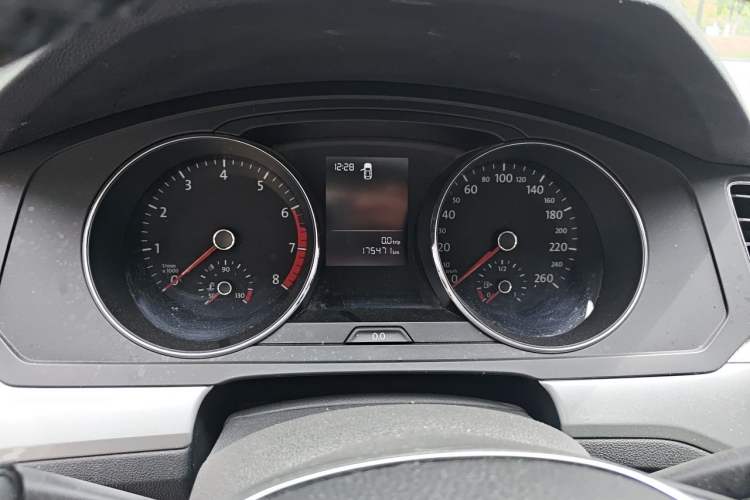 Used Volkswagen Lamando 2018 230TSI DSG Fashion Edition Instrument Cluster