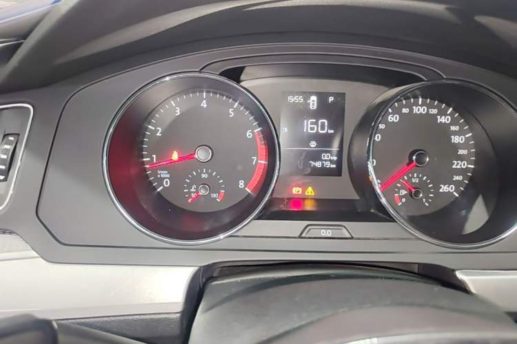 Used Volkswagen Lamando 2018 230TSI DSG Fashion Edition Instrument Cluster