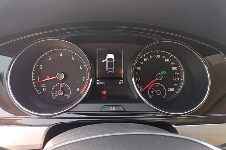 Used Volkswagen Lamando 2018 280TSI DSG Comfort Edition Instrument Cluster