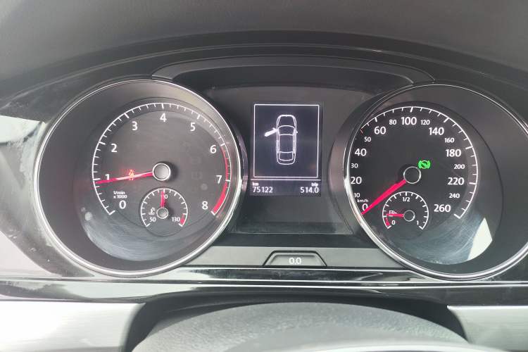 Used Volkswagen Lamando 2018 280TSI DSG Comfort Edition Instrument Cluster