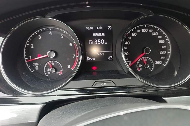 Used Volkswagen Lamando 2018 280TSI Manual Comfort Edition Instrument Cluster