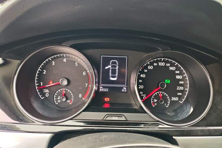 Used Volkswagen Lamando 2018 280TSI DSG Comfort Edition Instrument Cluster