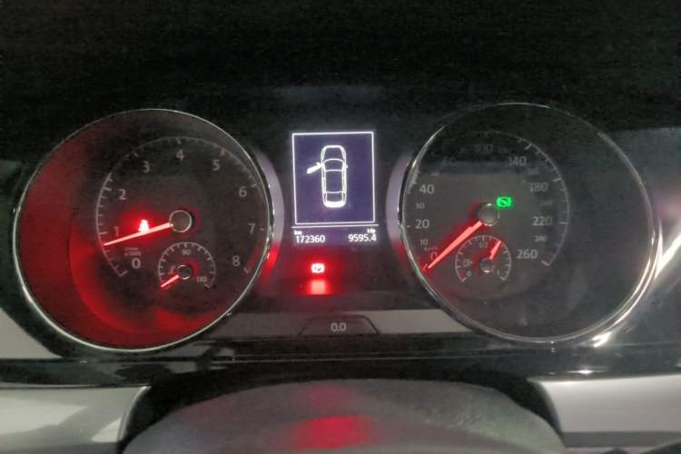 Used Volkswagen Lamando 2018 280TSI DSG Comfort Edition Instrument Cluster
