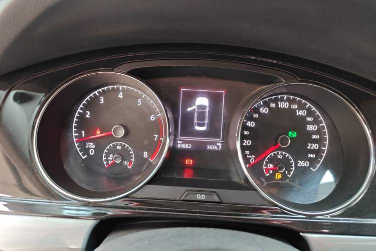 Used Volkswagen Lamando 2018 280TSI DSG Comfort Edition Instrument Cluster