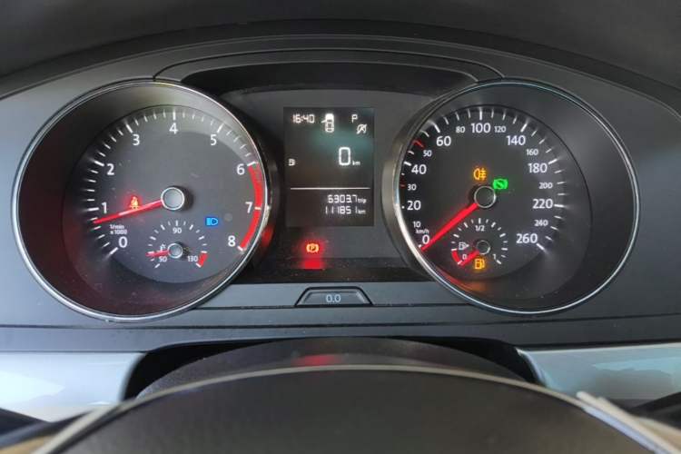 Used Volkswagen Lamando 2018 230TSI DSG Fashion Edition Instrument Cluster