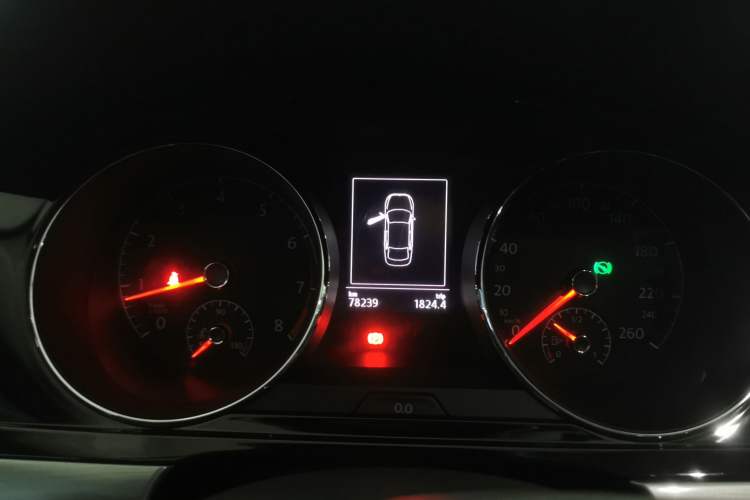Used Volkswagen Lamando 2018 280TSI DSG Comfort Edition Instrument Cluster