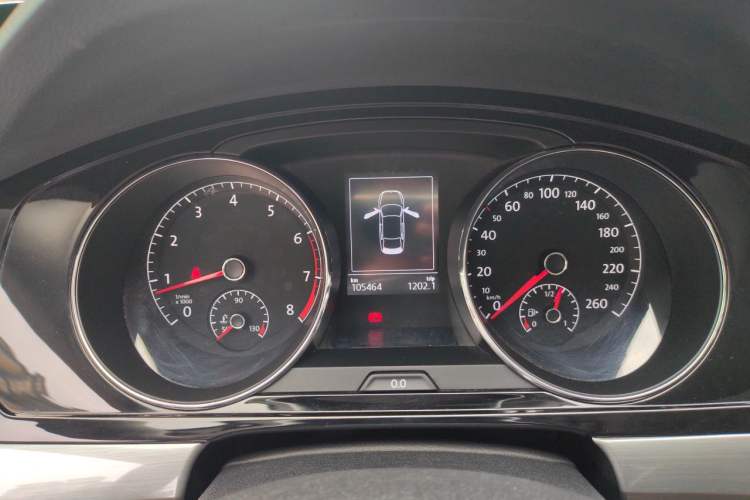 Used Volkswagen Lamando 2018 280TSI DSG Comfort Edition Instrument Cluster