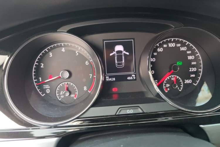 Used Volkswagen Lamando 2018 280TSI DSG Comfort Edition Instrument Cluster