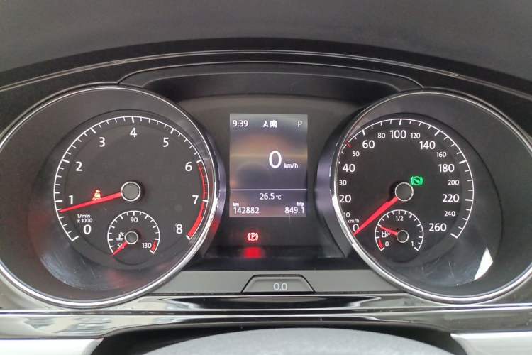 Used Volkswagen Lamando 2018 280TSI DSG Comfort Edition Instrument Cluster
