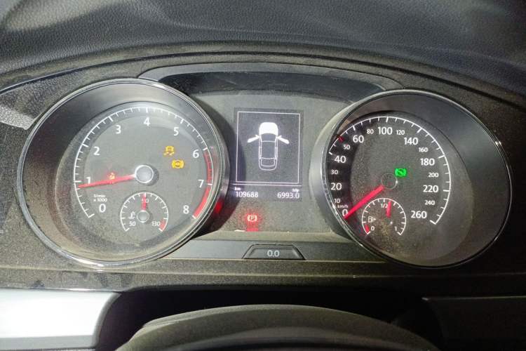 Used Volkswagen Lamando 2018 280TSI DSG Comfort Edition Instrument Cluster