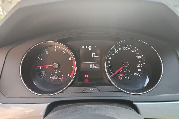 Used Volkswagen Lamando 2018 230TSI DSG Fashion Edition Instrument Cluster