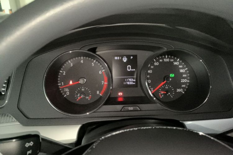 Used Volkswagen Lamando 2018 230TSI DSG Fashion Edition Instrument Cluster