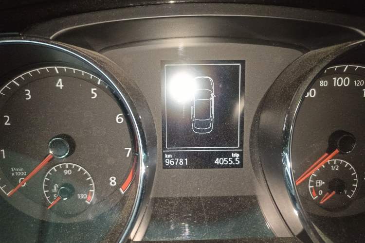 Used Volkswagen Lamando 2018 280TSI DSG Comfort Edition Instrument Cluster