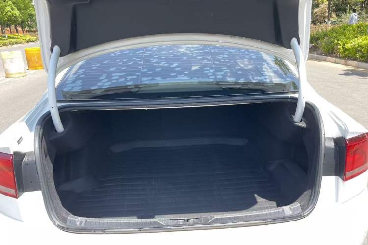 Used Volkswagen Lamando 2018 230TSI DSG Fashion Edition Interior 1