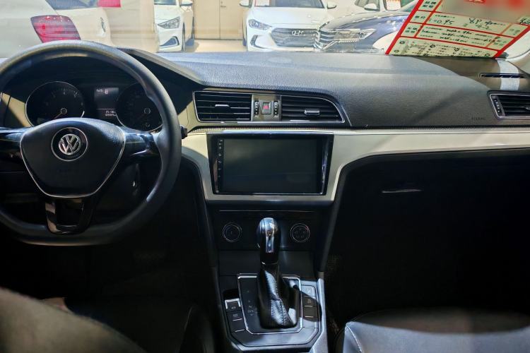 Used Volkswagen Lamando 2018 230TSI DSG Fashion Edition Interior 1