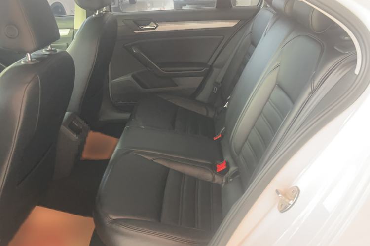 Used Volkswagen Lamando 2018 230TSI DSG Fashion Edition Interior 1