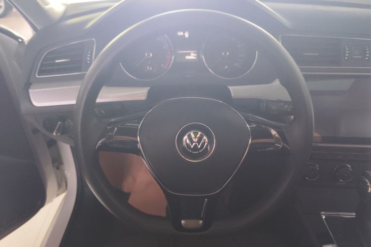 Used Volkswagen Lamando 2018 230TSI DSG Fashion Edition Interior 1