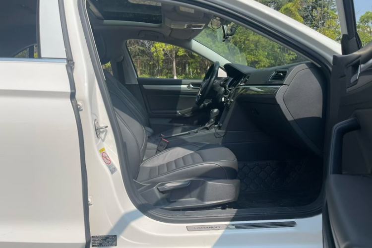 Used Volkswagen Lamando 2018 280TSI DSG Comfort Edition Interior 2