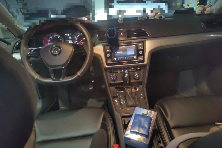 Used Volkswagen Lamando 2018 230TSI DSG Fashion Edition Interior 2