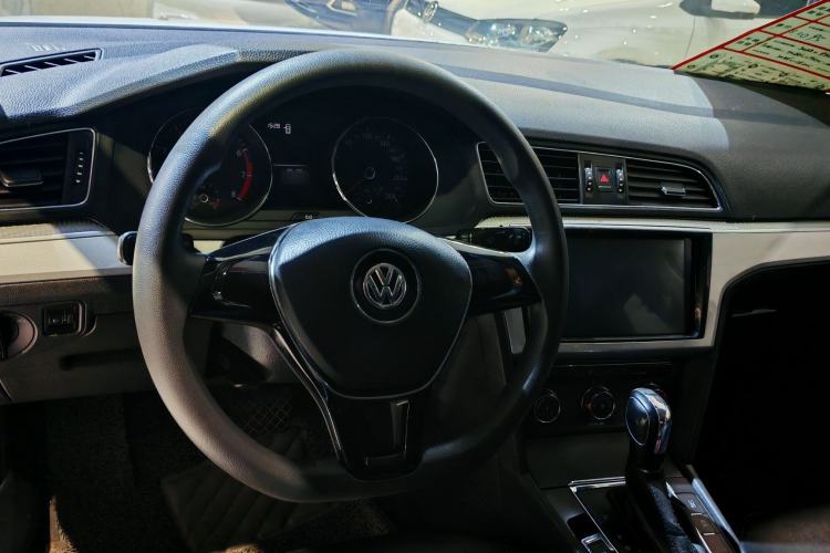 Used Volkswagen Lamando 2018 230TSI DSG Fashion Edition Interior 2