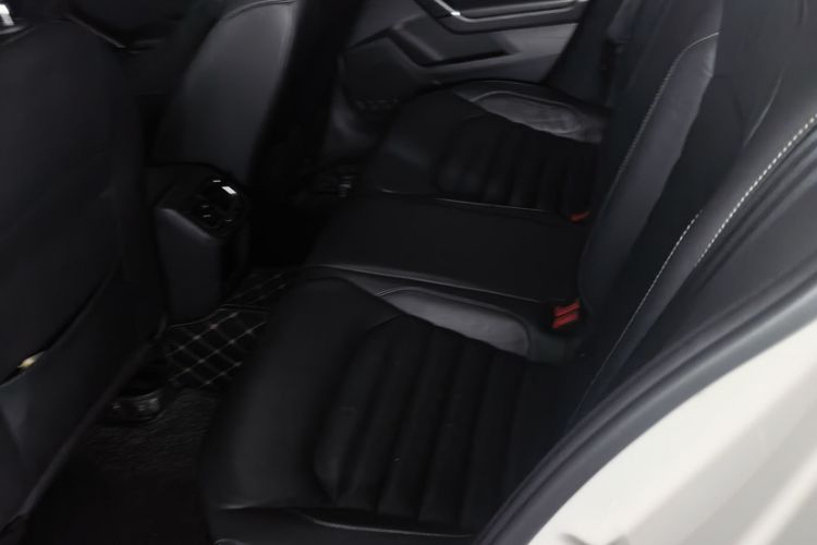 Used Volkswagen Lamando 2018 280TSI DSG Comfort Edition Interior 2
