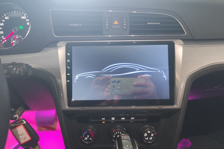 Used Volkswagen Lamando 2018 230TSI DSG Fashion Edition Interior 2