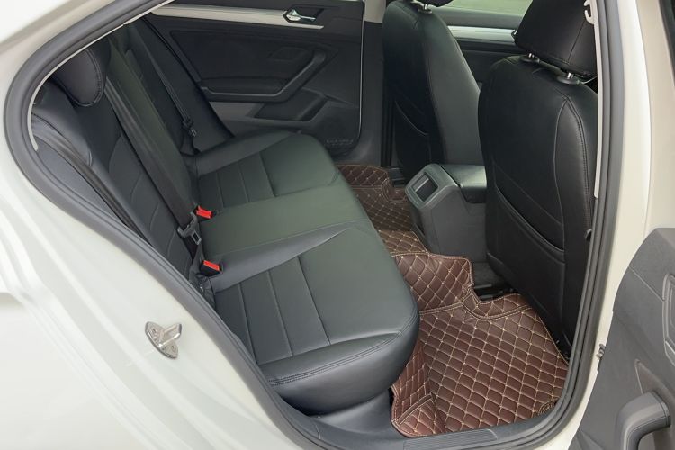 Used Volkswagen Lamando 2018 230TSI DSG Fashion Edition Interior 3