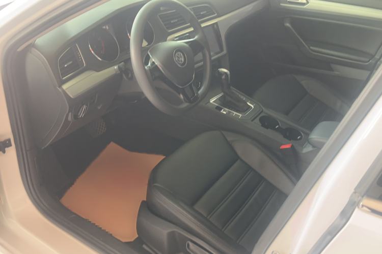 Used Volkswagen Lamando 2018 230TSI DSG Fashion Edition Interior 3