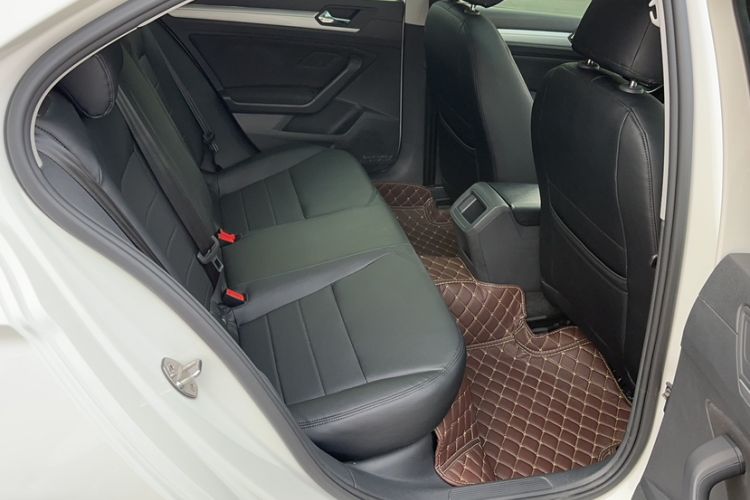 Used Volkswagen Lamando 2018 230TSI DSG Fashion Edition Interior 4