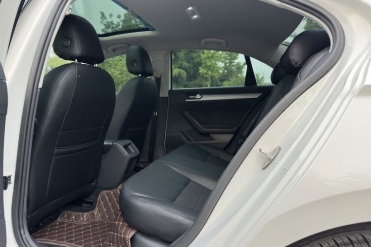 Used Volkswagen Lamando 2018 230TSI DSG Fashion Edition Interior 5