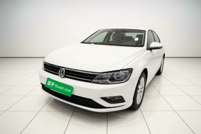 Ojetý Volkswagen Lamando 2018 230TSI DSG Fashion Edition