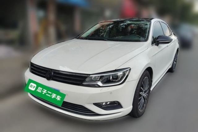 Ojetý Volkswagen Lamando 2018 280TSI DSG Luxury Edition
