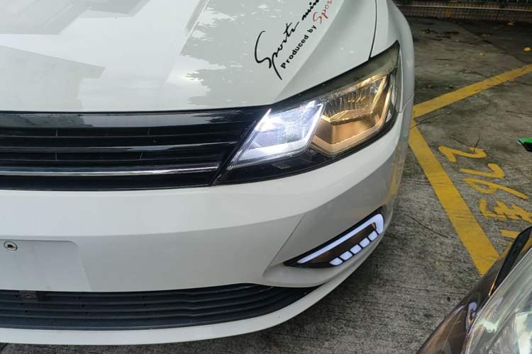 Used Volkswagen Lamando 2018 230TSI DSG Fashion Edition Left Front Headlight