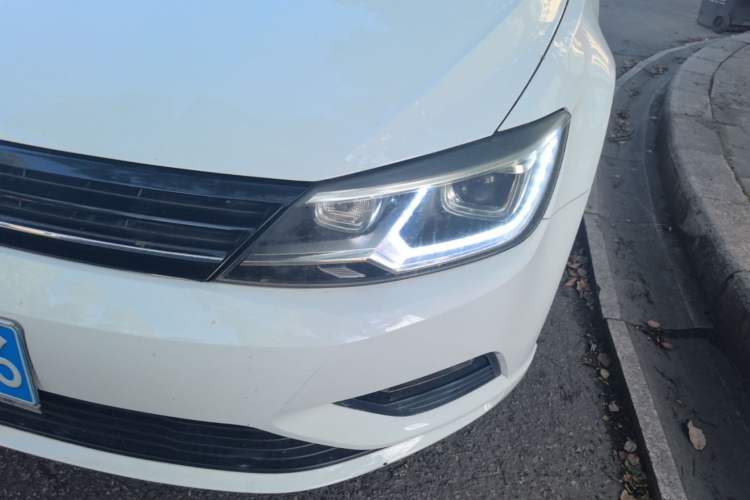 Used Volkswagen Lamando 2018 230TSI DSG Fashion Edition Left Front Headlight