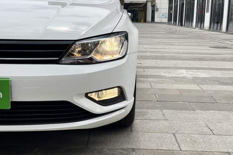 Used Volkswagen Lamando 2018 230TSI DSG Fashion Edition Left Front Headlight
