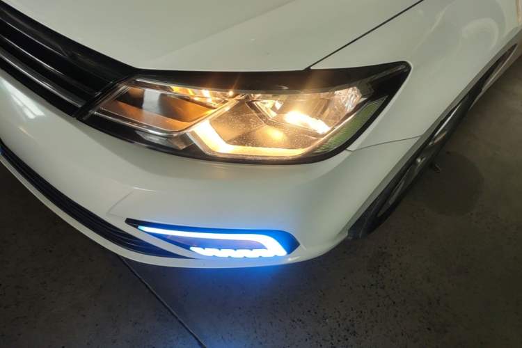 Used Volkswagen Lamando 2018 230TSI DSG Fashion Edition Left Front Headlight