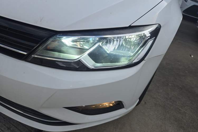 Used Volkswagen Lamando 2018 280TSI DSG Comfort Edition Left Front Headlight