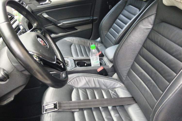 Used Volkswagen Lamando 2018 280TSI DSG Comfort Edition Left Front Seat