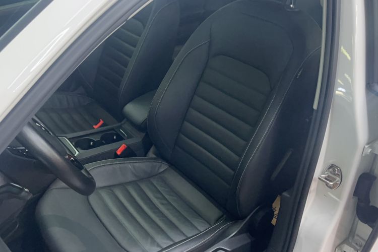 Used Volkswagen Lamando 2018 280TSI DSG Comfort Edition Left Front Seat