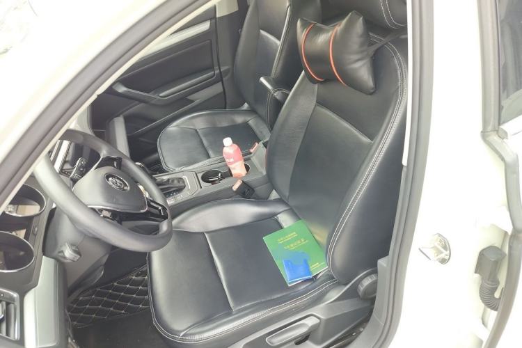 Used Volkswagen Lamando 2018 230TSI DSG Fashion Edition Left Front Seat