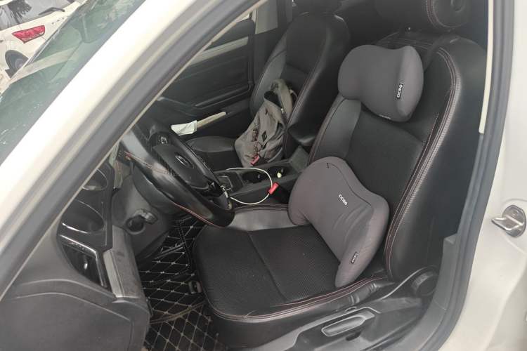Used Volkswagen Lamando 2018 230TSI DSG Fashion Edition Left Front Seat